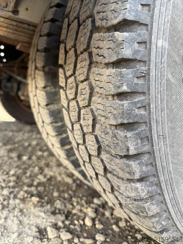 Furgone chiuso IVECO 35C14 KOFFERAUFBAU+LBW*2006*3,0 LITER*111.000KM*