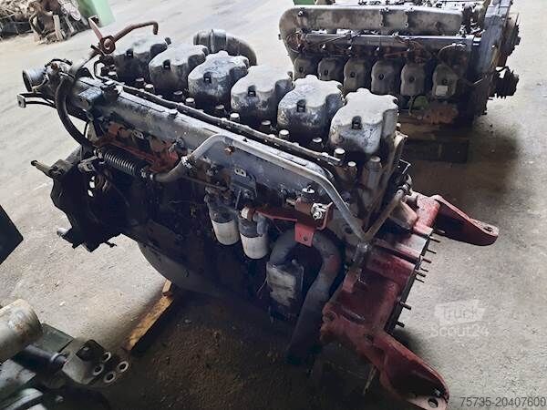 Moottori RENAULT 6 CILINDER