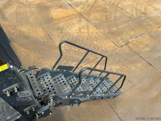 Excavator pe șenile Komatsu PC1250-11E0 - CE certified