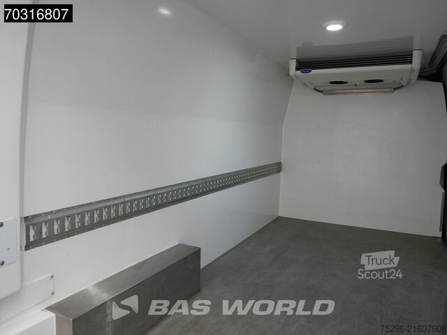 Transport refrigerat/congelat Renault Master 150PK Koelwagen L3H2 Carrier Xarios 350 ...