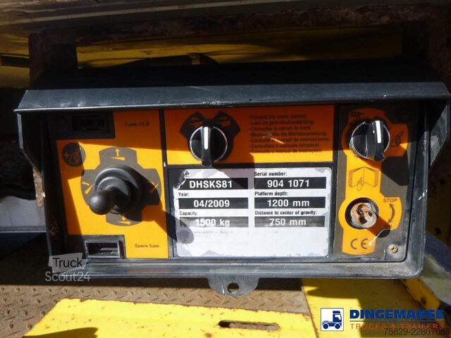 Transporte refrigerado/congelado Renault Premium 370 dxi 6x2 RHD Carrier Supra 950 MT frigo