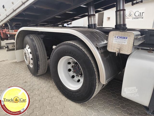 трьохсторонній самоскид DAF xf 105.510