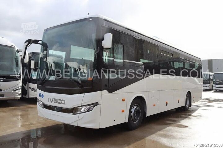 Intercitybus Iveco Crossway 10.8m Pop / Double middle door / Lift ...