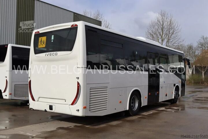 Intercitybus Iveco Crossway 10.8m Pop / Double middle door / Lift ...