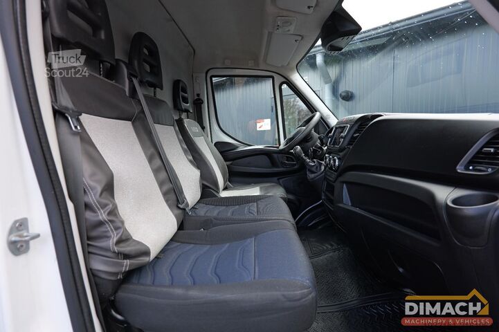 Delivery van Iveco Daily 35C14 35C14 Daily - trekhaak - 60000km - ...