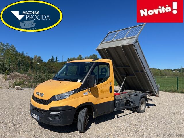 شاحنة نقل صغيرة قلاب Iveco Daily 35-130