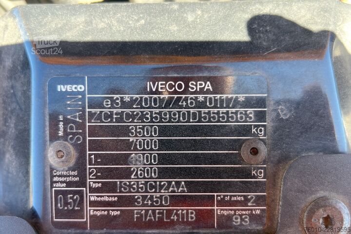 شاحنة نقل صغيرة قلاب Iveco Daily 35-130