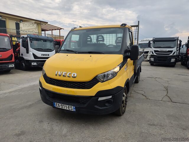 شاحنة نقل صغيرة قلاب Iveco Daily 35-130