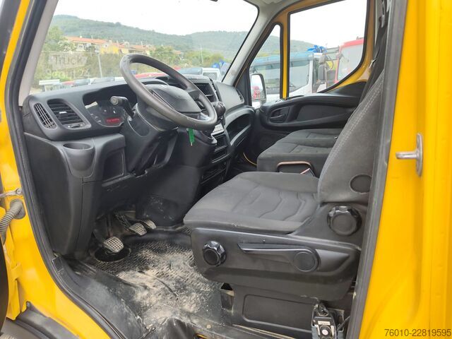 شاحنة نقل صغيرة قلاب Iveco Daily 35-130