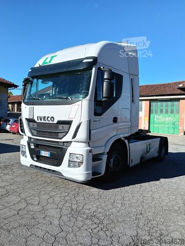 Standard road tractor Iveco HI-WAY