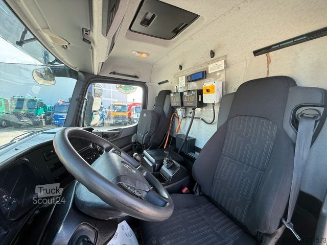 Betonpumpen-LKW MERCEDES-BENZ AROCS 2844 6x4 Euro 6 Betonpumpe SERMAC 5Z33