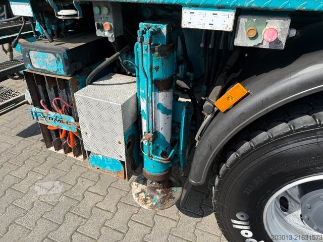 Betonpompwagen MERCEDES-BENZ AROCS 2844 6x4 Euro 6 Betonpumpe SERMAC 5Z33