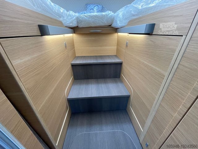 Полуинтегриран кемпер ADRIA Coral 60Y 670 DL JUBILEE*Sondermodell*