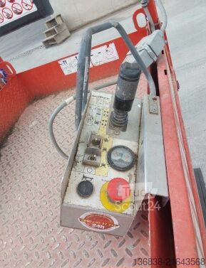 Scherenarbeitsbühne Skyjack SJ III 3220 Elektro 8,10 m