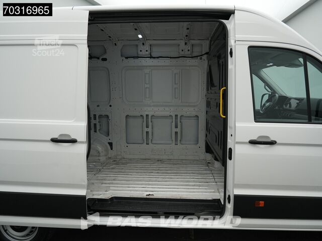 Kombi med högt tak Volkswagen Crafter 140pk L3H3 Airco Camera Euro6 L2H2 A/C