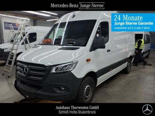 فان بسقف مرتفع Mercedes-Benz Sprinter 317 CDI Hochdach L2H2 Pro