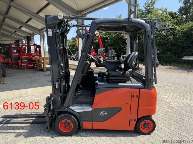 Priekšējās iekrāvēja autoiekrāvējs Linde E 20 PH -02
