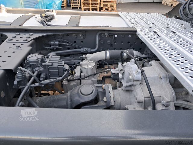 Standardtraktor Mercedes-Benz Actros 18.53