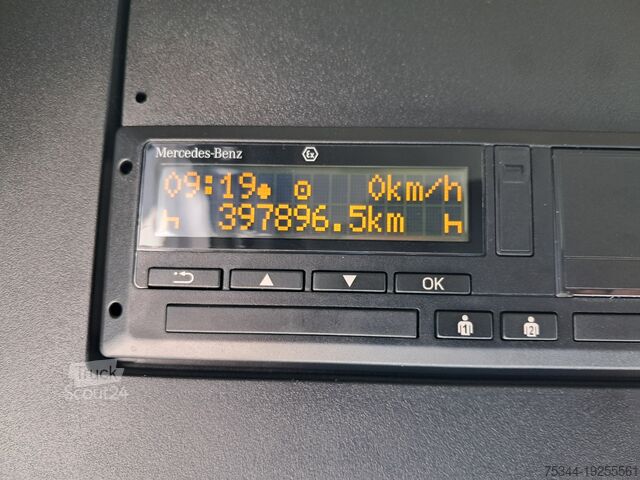 Standardtraktor Mercedes-Benz Actros 18.53