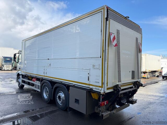 Commercial vehicle Mercedes-Benz Antos 2543 für Schmierstoff Pumpen 4xSchläuche