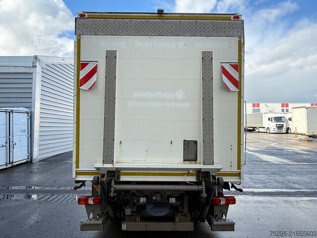 Commercial vehicle Mercedes-Benz Antos 2543 für Schmierstoff Pumpen 4xSchläuche