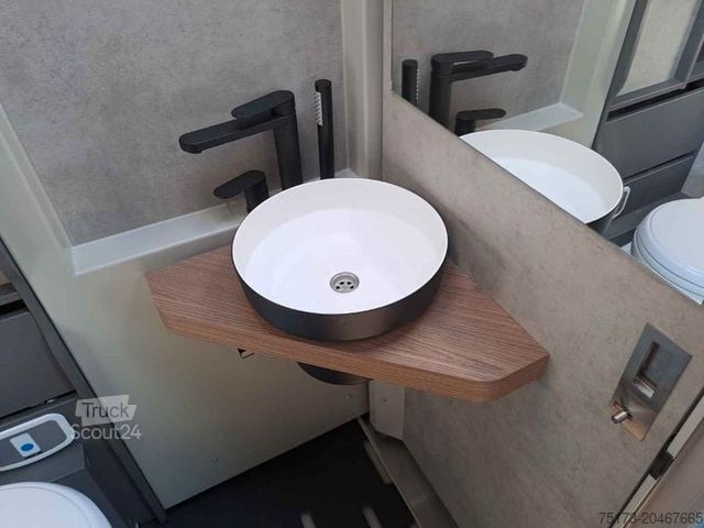 Teilintegriertes Wohnmobil NIESMANN+BISCHOFF iSmove 6.9E Aut. Clou Line Design