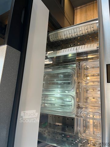 Semi-integrated camper NIESMANN+BISCHOFF iSmove 6.9E Aut.  Clou Line Design