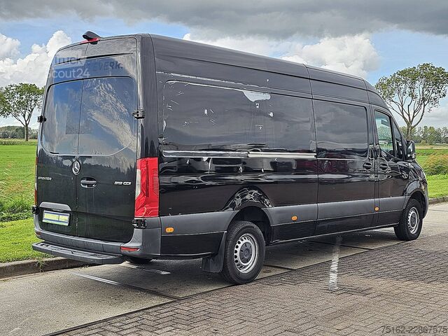 Camioneta familiar de techo alto MERCEDES-BENZ SPRINTER 319 L3H2 V6 3.0Ltr Mbux Automaat 190PK...