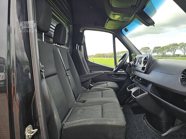 Camioneta familiar de techo alto MERCEDES-BENZ SPRINTER 319 L3H2 V6 3.0Ltr Mbux Automaat 190PK...