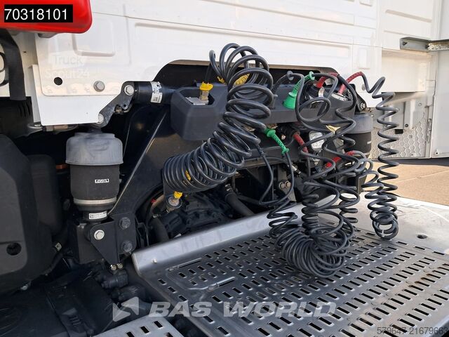 Volumen SCM DAF XG 480 XG 4X2 Mega Retarder 2xTanks Hubsattel S...