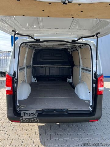 Kassevogn MERCEDES-BENZ Vito 114 LANG 6G KLIMA TEMPOMAT SITZHEIZUNG PDC