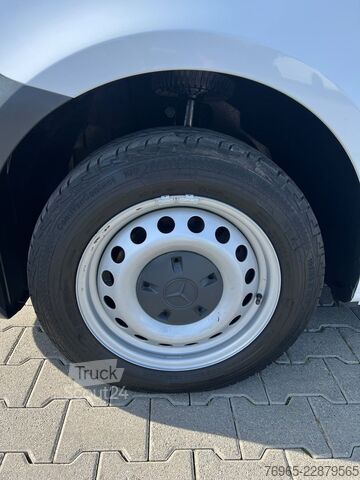 Kassevogn MERCEDES-BENZ Vito 114 LANG 6G KLIMA TEMPOMAT SITZHEIZUNG PDC