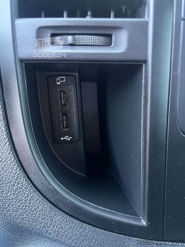 Panelvan MERCEDES-BENZ Vito 114 LANG 6G KLIMA NAVI KAMERA TEMPOMAT AHK