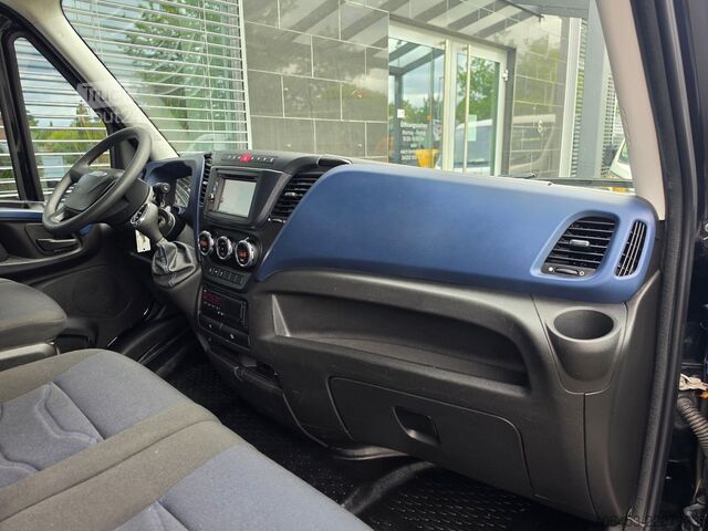 Sunkvežimis su kranu ir furgonu IVECO Daily  35 C 16 Hi-Matik Pritsche-Kran 3 Ausschüb