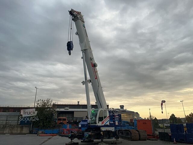 ερπυστριοφόρος γερανός Tadano GTC-800 Mantis