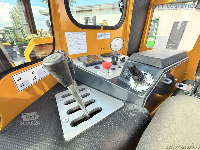 Carretilla retráctil de 4 vías Combilift C4000 / GAS / DUPLEX 4100 / POSITIONER