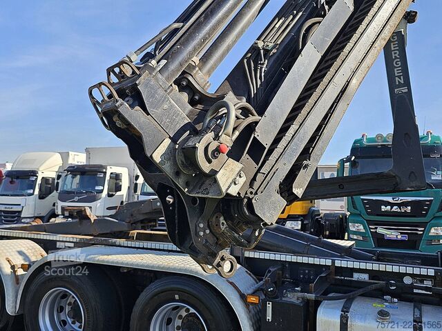 نظام ذراع الخطاف SCANIA P450 8X4*6 HIAB 188-E3