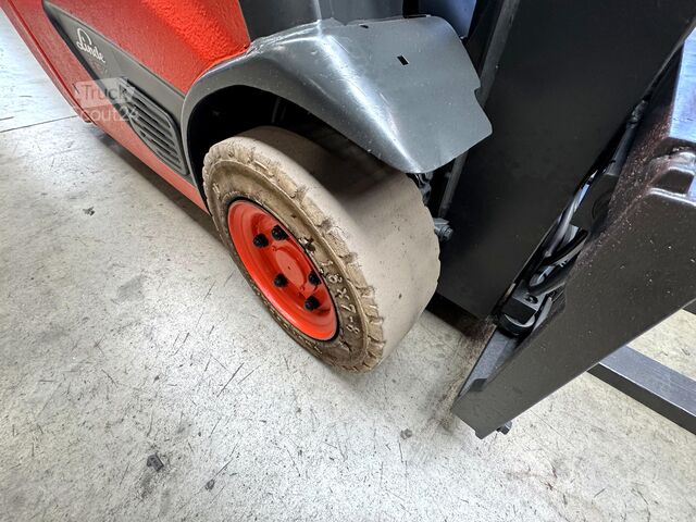 Baterie 03/2017, service și inspecție tehnică (UVV) până la 10/2027 Linde E 16L