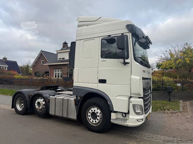 Standart-SZM DAF XF 480 6 x 2 Spacecab