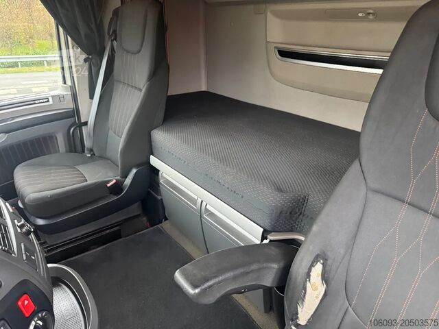 MTS standard DAF XF 480 6 x 2 Spacecab