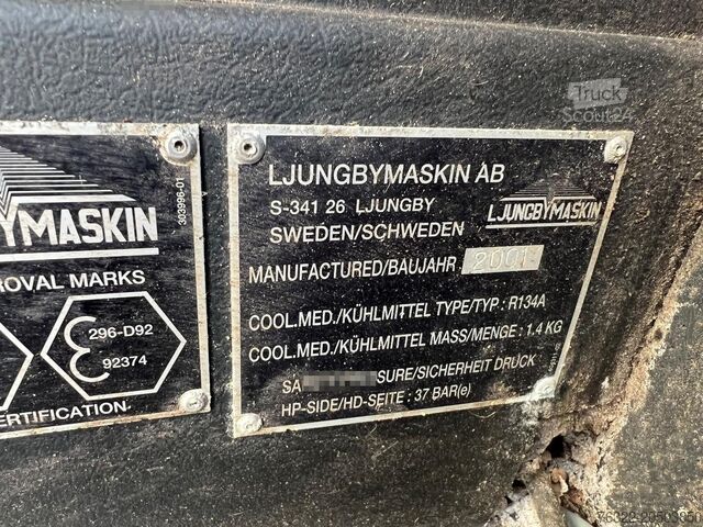 Bagger LJUNGBYMASKIN AB L 10