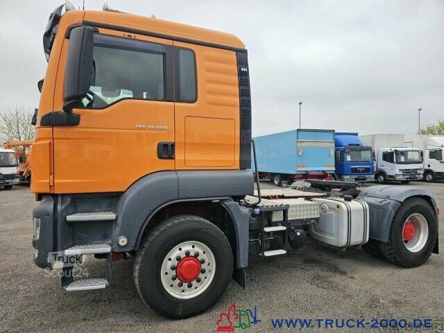 Standartinis vilkikas MAN TGS 18.460 4x4 (H) Kipphydr. + Bett Kühlschrank