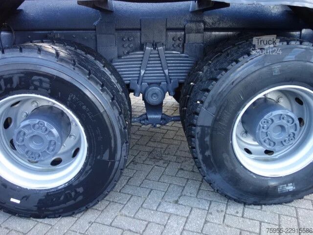 شاحنة قلابة Scania P124-420 20 CUB STEEL KIPPER