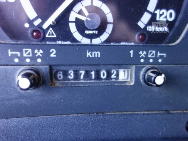 شاحنة قلابة Scania P124-420 20 CUB STEEL KIPPER