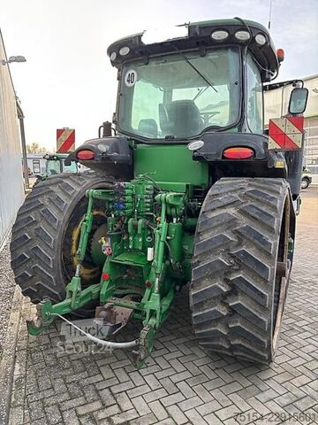 Traktori John Deere 8320RT