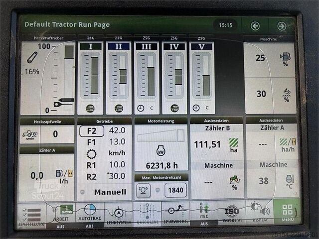 Traktori John Deere 8320RT