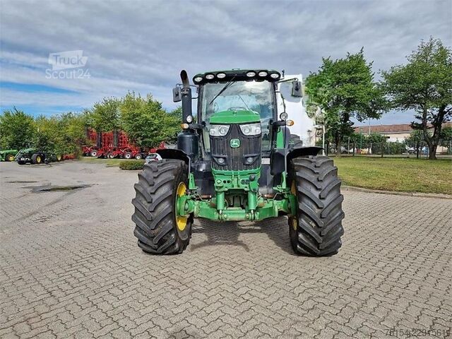 Traktor John Deere 6215R DirectDrive