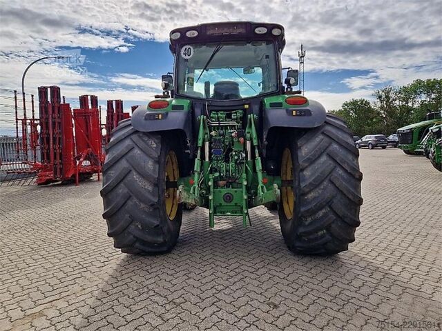 Traktor John Deere 6215R DirectDrive