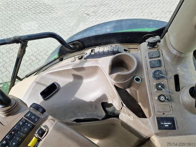 Traktor John Deere 6215R DirectDrive