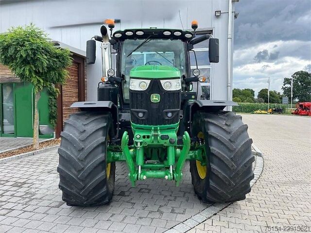 Tracteur John Deere 6215R